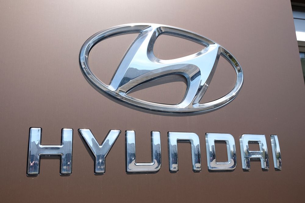 Hyundai pauses EV production in South Korea due to declining global demand and U.S. tariffs. What this means for the auto industry, consumers, and the future of electric mobility.