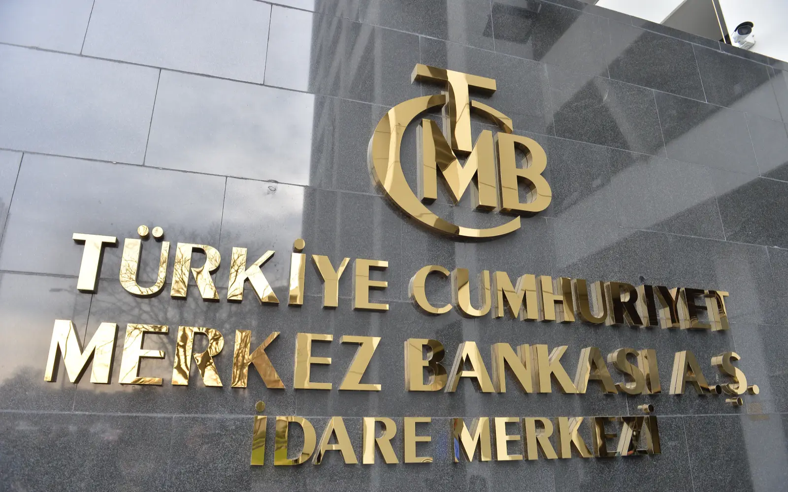 Turkiye’s central bank shocked markets with a 46% interest rate hike amid inflation, political unrest, and global trade tensions. Here’s how this impacts everyday citizens and the country’s future.